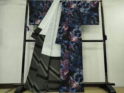 平和屋本店●極上　キモノデザイナー　斉藤上太郎　小紋　舞花文　黒地　反端付き　逸品　未使用　DZAB4438kh6