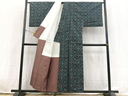 平和屋着物■本場村山大島紬　7マルキ　幾何学文様　正絹　逸品　BAAX3782yc