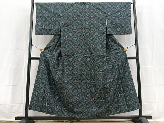 平和屋着物■本場村山大島紬　7マルキ　幾何学文様　正絹　逸品　BAAX3782yc