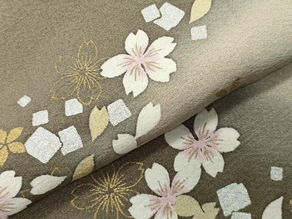 平和屋着物●世界的友禅作家　千地泰弘　小紋　舞桜文　金銀彩　正絹　逸品　CABI0449gh