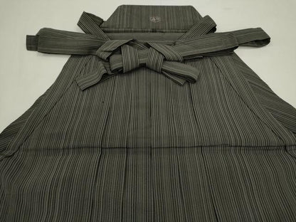 平和屋着物＊夏物　男性　行灯袴　縦絽　縞　正絹　逸品　CABH7860ze