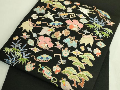 平和屋本店●極上　九寸名古屋帯　飛鶴宝尽くし　黒地　金彩　鬼しぼ縮緬　逸品　DZAB7842kh6