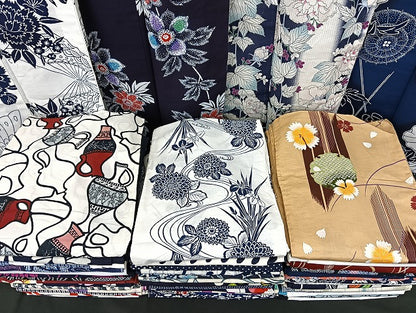 平和屋着物■浴衣 まとめて 45点 人物 蝶 朝顔 菖蒲 花柄 綿紅梅 ラメ 型染め 暈し染め など 着用可能多数 未使用品あり mmm1202