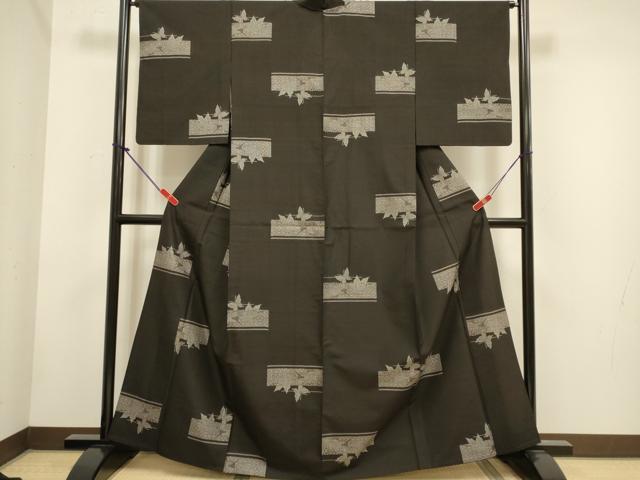 平和屋着物▽本場大島紬　単衣　9マルキ　地空き　花蝶文　正絹　逸品　DABH4721du