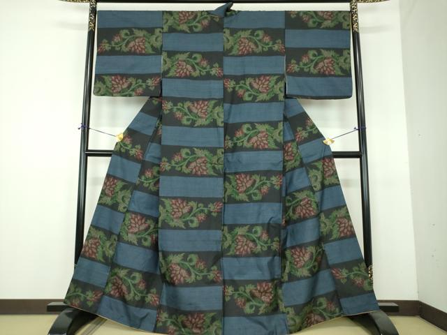平和屋着物●本場大島紬　7マルキ　更紗花唐草文　正絹　逸品　DABH9129ps