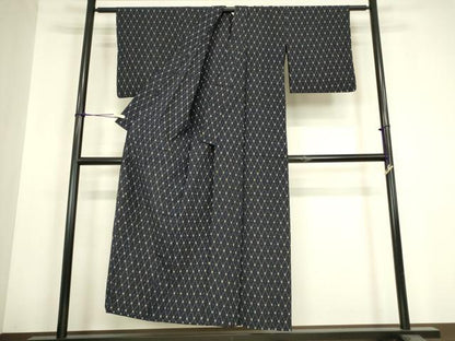平和屋着物▽上質な紬　単衣　菱繋ぎ　正絹　逸品　DABH6124az