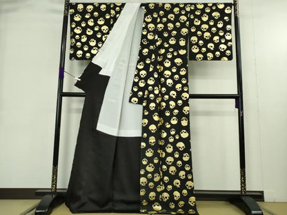 平和屋本店●極上　小紋　髑髏　骸骨　黒地　金彩　反端付き　逸品　未使用　DZAB2454kh6