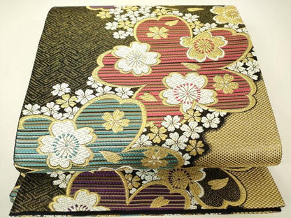 平和屋着物▼六通柄袋帯　舞桜文　金糸　正絹　逸品　DABH6267az