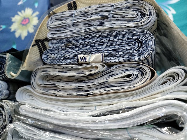 平和屋本店■浴衣反物 まとめて 45点 蝶 蜻蛉 花柄 ハイビスカス かつらゆかた 江戸ゆかた 綿絽 など 全て未使用 ppp3934