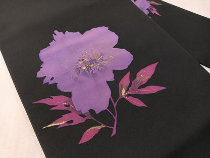 平和屋着物●塩瀬　九寸名古屋帯　ろうけつ染め　草花文　黒地　金彩　正絹　逸品　CABJ0724vp