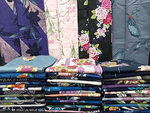 平和屋着物■浴衣 まとめて 45点 蝶 薔薇 向日葵 花柄 注染 金彩 など 着用可能多数 未使用品あり mmm1258