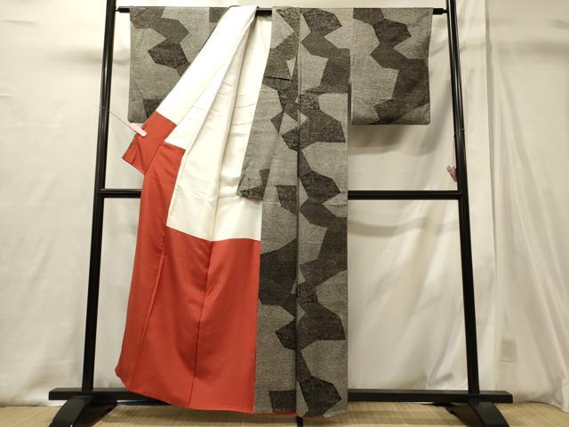 平和屋着物■上質な小紋　流水舞蝶花文　黒地　金彩　正絹　逸品　CABJ6833oy
