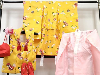 平和屋着物[]七五三　女の子　３歳　祝着　三つ身　長襦袢(単衣)・被布・草履・小物セット　鞠花蝶文　金彩　箱付き　DABG3153ma