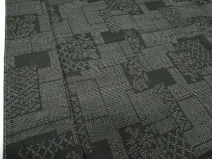 平和屋着物●結城紬　80亀甲　色紙重ね花文　正絹　逸品　未使用　DABH9740ps