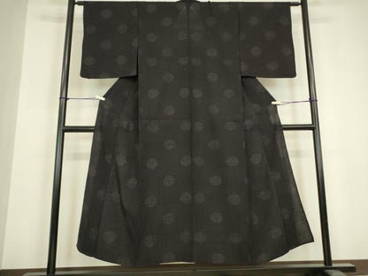 平和屋着物▽上質な紬　単衣　亀甲文　黒地　正絹　逸品　DABH6567az