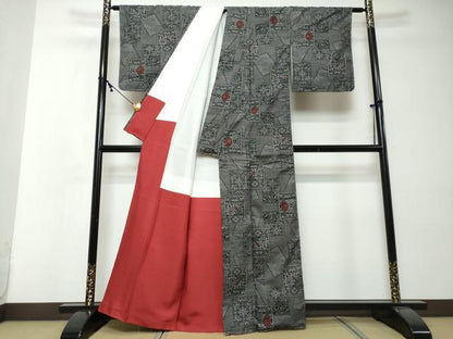 平和屋着物●本場大島紬　7マルキ　色紙重ね草花文　正絹　逸品　未使用　DABI2385ud