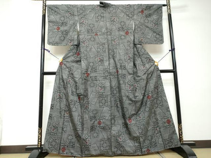 平和屋着物●本場大島紬　7マルキ　色紙重ね草花文　正絹　逸品　未使用　DABI2385ud