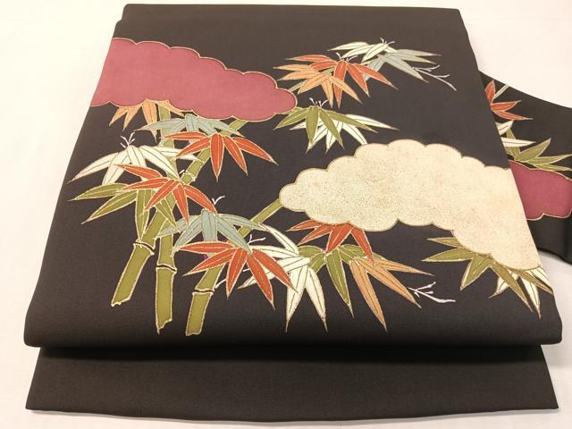 平和屋着物●塩瀬　九寸名古屋帯　雲取り笹竹文　黒地　金彩　正絹　逸品　CABJ7521vp