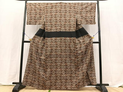 平和屋着物■本場大島紬　幾何学花文　鈴乃屋扱い　正絹　逸品　BAAX9638yc