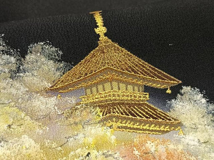 平和屋着物■豪華黒留袖　作家物　手描き　風景樹林文　金彩　正絹　逸品　BAAX9656yc