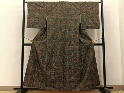 平和屋着物■本場大島紬　7マルキ　正倉院花文　正絹　逸品　BAAY3650hj