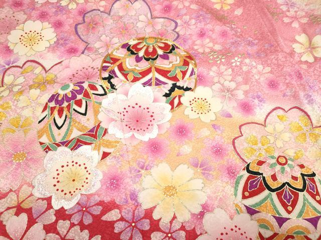 平和屋着物[]七五三　女の子　７歳　祝着　四つ身　駒刺繍　鞠舞桜文　暈し染め　金彩　逸品　DABH5356ea