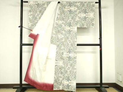 平和屋着物●本場大島紬　白大島　総絣　草花　鈴乃屋扱い　反端付き　正絹　逸品　DABI5128op