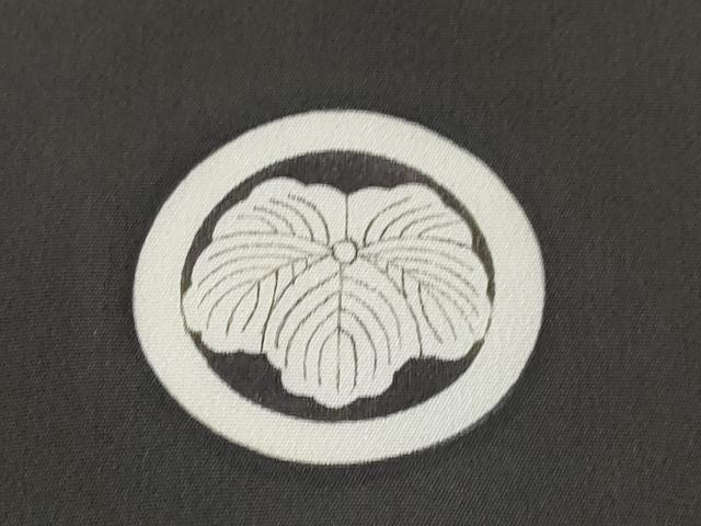 平和屋着物[]七五三　男の子　祝着・長襦袢(袷)セット　手描き　歌舞伎　雲取り毘沙門亀甲花文　金彩　逸品　DABG3228ma