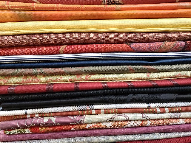 平和屋本店■名古屋帯 まとめて100点 孔雀 蝶 菊 花柄 刺繍 金銀糸 など 着用可能多数 未使用品あり 全て正絹 ppp4019