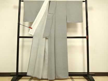 平和屋着物▽上質な小紋　単衣　矢羽文　正絹　逸品　DABI4454du