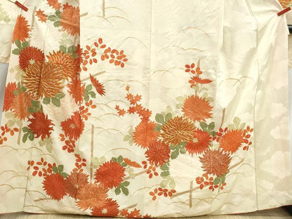 平和屋着物■豪華振袖　駒刺繍　菊尽くし文　金彩　正絹　逸品　DABJ0122qa