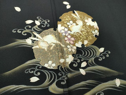 平和屋着物●訪問着　刺繍　雪輪桜　立波に兎　黒地　金銀彩　正絹　逸品　DABI6224ps