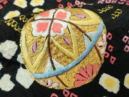 平和屋着物∵女の子　十三参り　子供　振袖　総絞り　刺繍　ラインストーン　花手毬　黒地　金彩　そごう扱い　正絹　逸品　DABI6223ps
