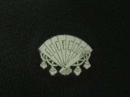 平和屋着物●京友禅の第一人者　松井青々　黒留袖　駒刺繍　御所車流水花文　暈し染め　金彩　正絹　逸品　DABI6227ps