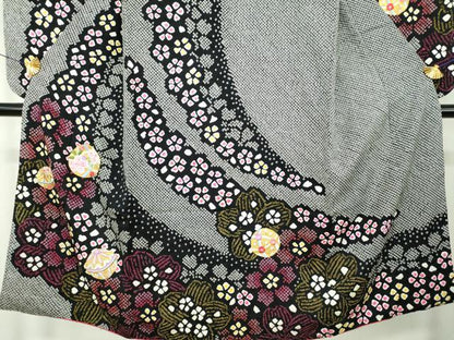 平和屋着物∵女の子　十三参り　子供　振袖　総絞り　刺繍　ラインストーン　花手毬　黒地　金彩　そごう扱い　正絹　逸品　DABI6223ps