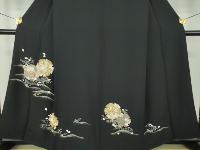 平和屋着物●訪問着　刺繍　雪輪桜　立波に兎　黒地　金銀彩　正絹　逸品　DABI6224ps