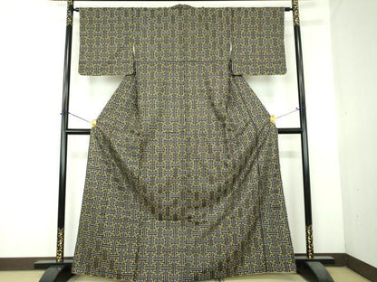 平和屋着物●本場大島紬　龍郷絣　秋名バラ　正絹　逸品　DABI6218ps