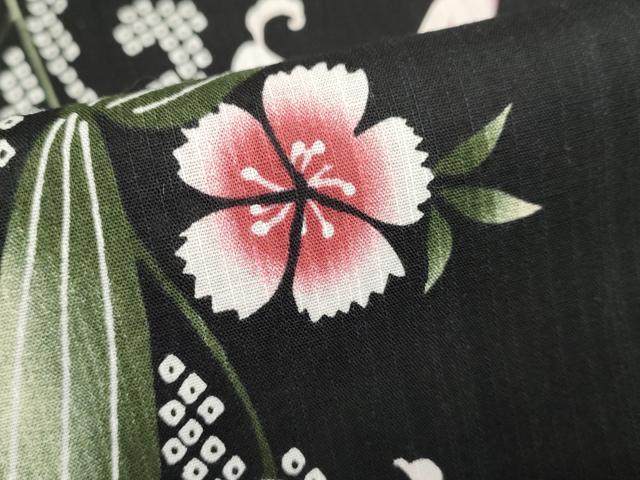 平和屋着物∴夏物　浴衣　注染　草花文　百合　撫子　黒地　綿　逸品　DABI8765cd