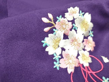 平和屋着物[]女の子　子供　行灯袴　総刺繍　くす玉舞桜文　菖蒲色　金糸　洗える着物　DABH5444ea