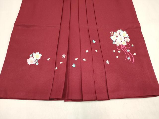 平和屋着物[]女の子　子供　行灯袴　総刺繍　くす玉舞桜文　真紅色　金糸　DABH5436ea