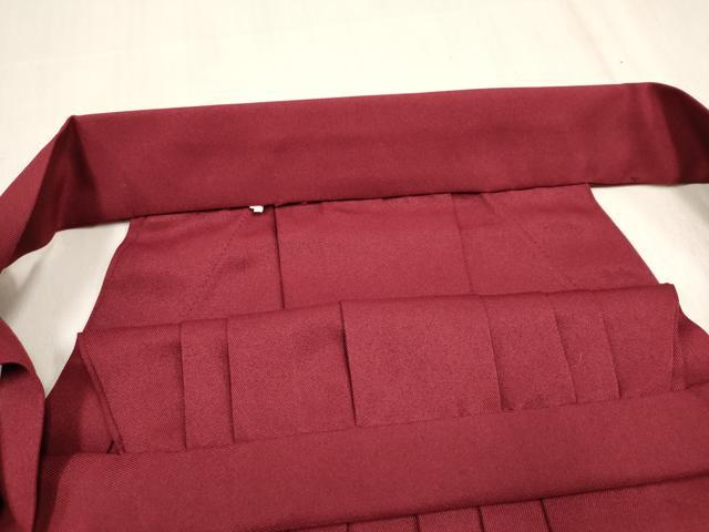 平和屋着物[]女の子　子供　行灯袴　総刺繍　くす玉舞桜文　真紅色　金糸　DABH5436ea