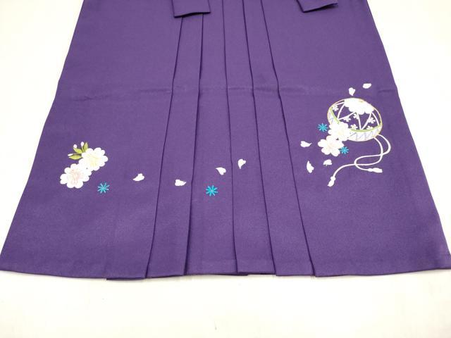 平和屋着物[]女の子　子供　行灯袴　総刺繍　舞桜鞠文　青紫色　金糸　洗える着物　DABH5438ea