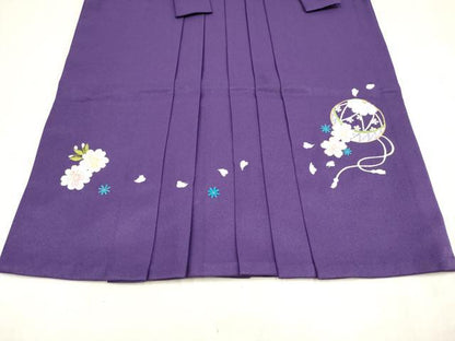 平和屋着物[]女の子　子供　行灯袴　総刺繍　舞桜鞠文　青紫色　金糸　洗える着物　DABH5440ea