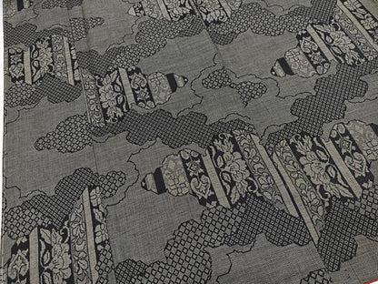 平和屋着物■本場大島紬　9マルキ　雲取り更紗花文　正絹　逸品　BAAX9963yc