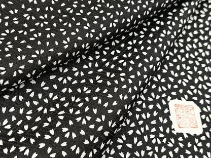平和屋着物■訪問着　作家物　桜散らし　黒地　正絹　逸品　BAAX9959yc