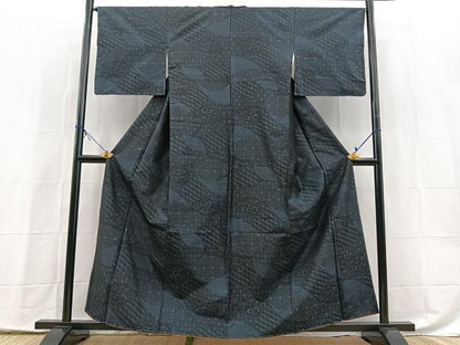 平和屋着物■本場大島紬　切嵌幾何学花文　正絹　逸品　未使用　BAAX9967yc