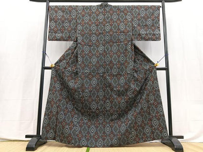 平和屋着物■上質な紬　蜀江花文　黒地　正絹　逸品　BAAX9962yc