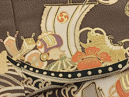 平和屋着物●訪問着　駒刺繍　飛鶴宝尽くし文　暈し染め　金彩　鬼しぼ縮緬　正絹　逸品　BAAX9988yc