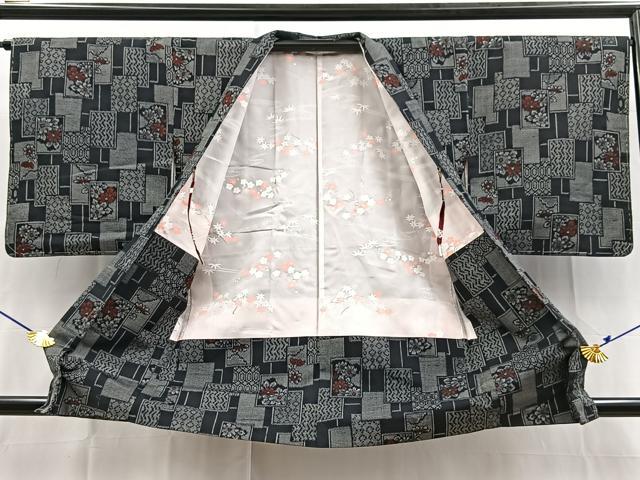 平和屋着物■上質な紬　アンサンブル　色紙重ね花文　黒地　正絹　逸品　BAAY5454yc