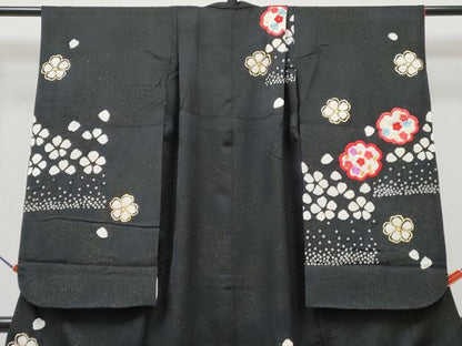 平和屋着物[]七五三　女の子　７歳　祝着　四つ身　長襦袢(無双仕立て)セット　駒刺繍 絞り 舞花文 黒地 金彩 金通し地　逸品　DABG3325ma
